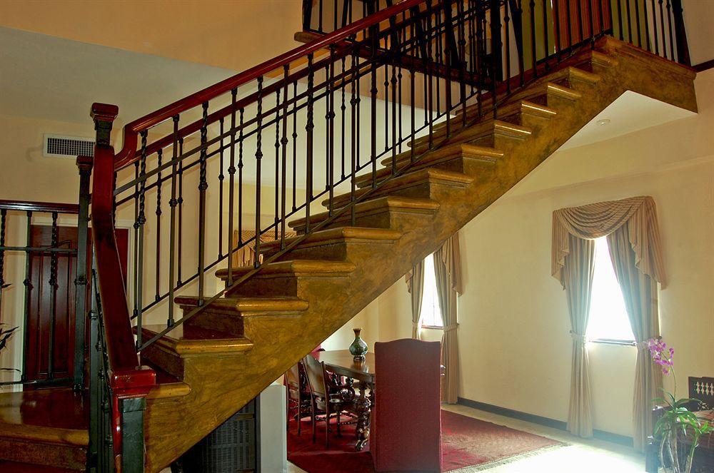 Deville Hotel Panama City Luaran gambar