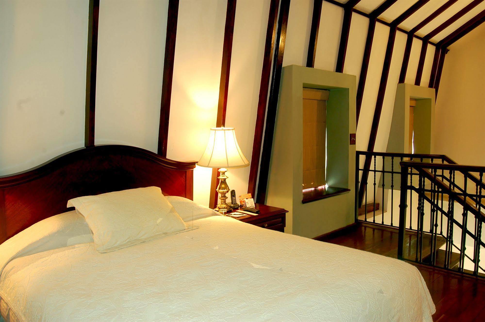 Deville Hotel Panama City Luaran gambar