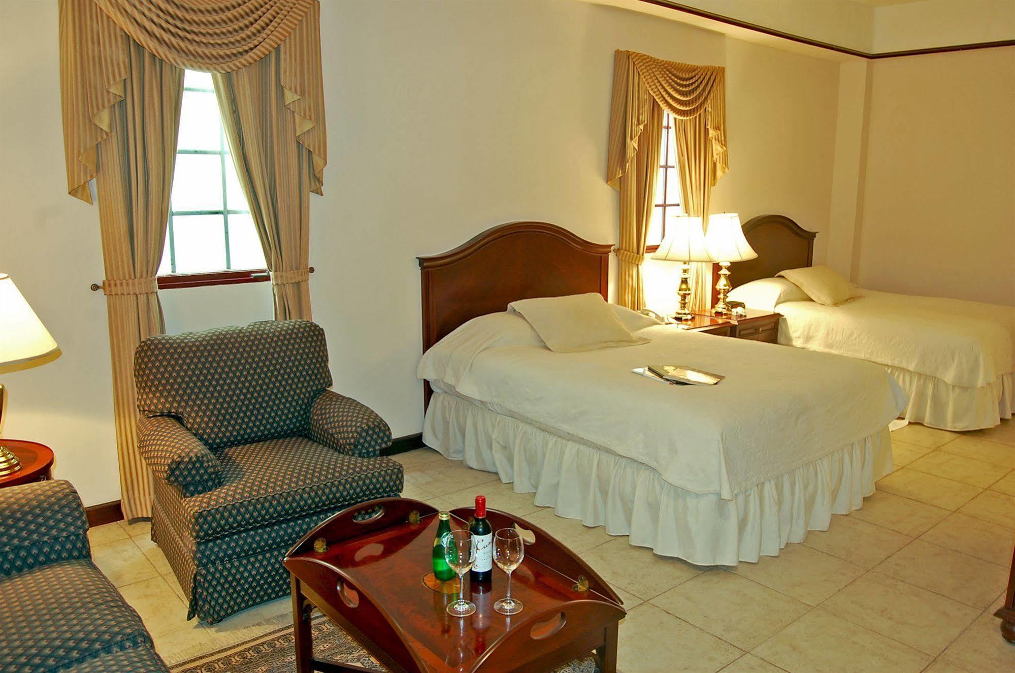 Deville Hotel Panama City Luaran gambar